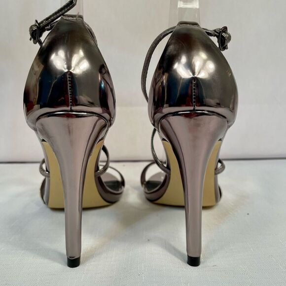 SILVER 4” HEEL SANDAL by STEVE MADDEN SIZE 8M NWOB - Picture 6 of 7